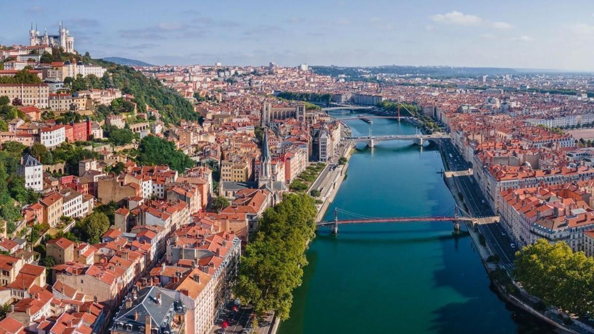 Douceur Lyonnaise, Villeurbanne Exterior foto